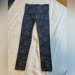Spanx camo leggings size medium